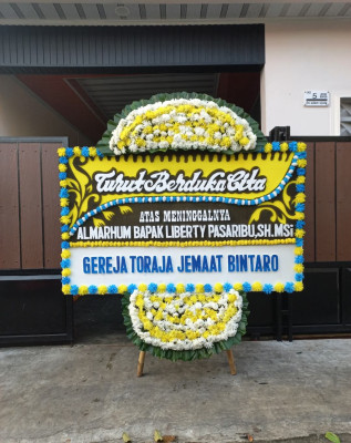 Papan Bunga Duka di P Berayan Bengkel